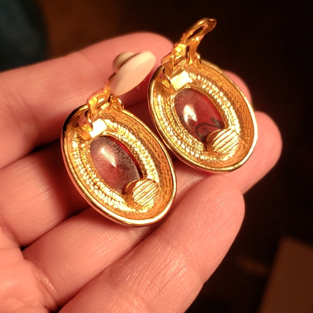 Vtg Swirled Rooter Lucite Cabochon Enamel Earrings - Picture 10 of 13